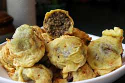 Sukhiyan is a traditional sweet of Kerala made with sweetened green lentil in Jaggery